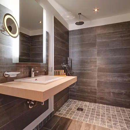 Hotel Carre Noir 4*