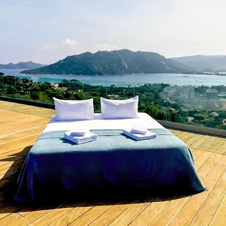 Carre Noir Hotel