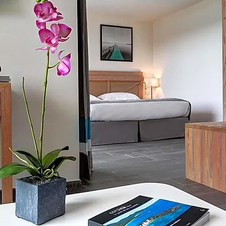 Carre Noir Hotel 4*